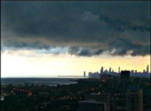 S Pressig storm rolling over city